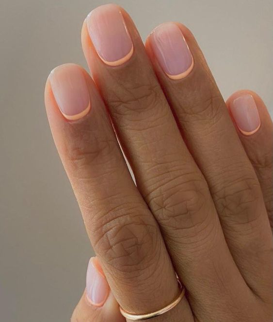 Subtle Reverse French Manicure 