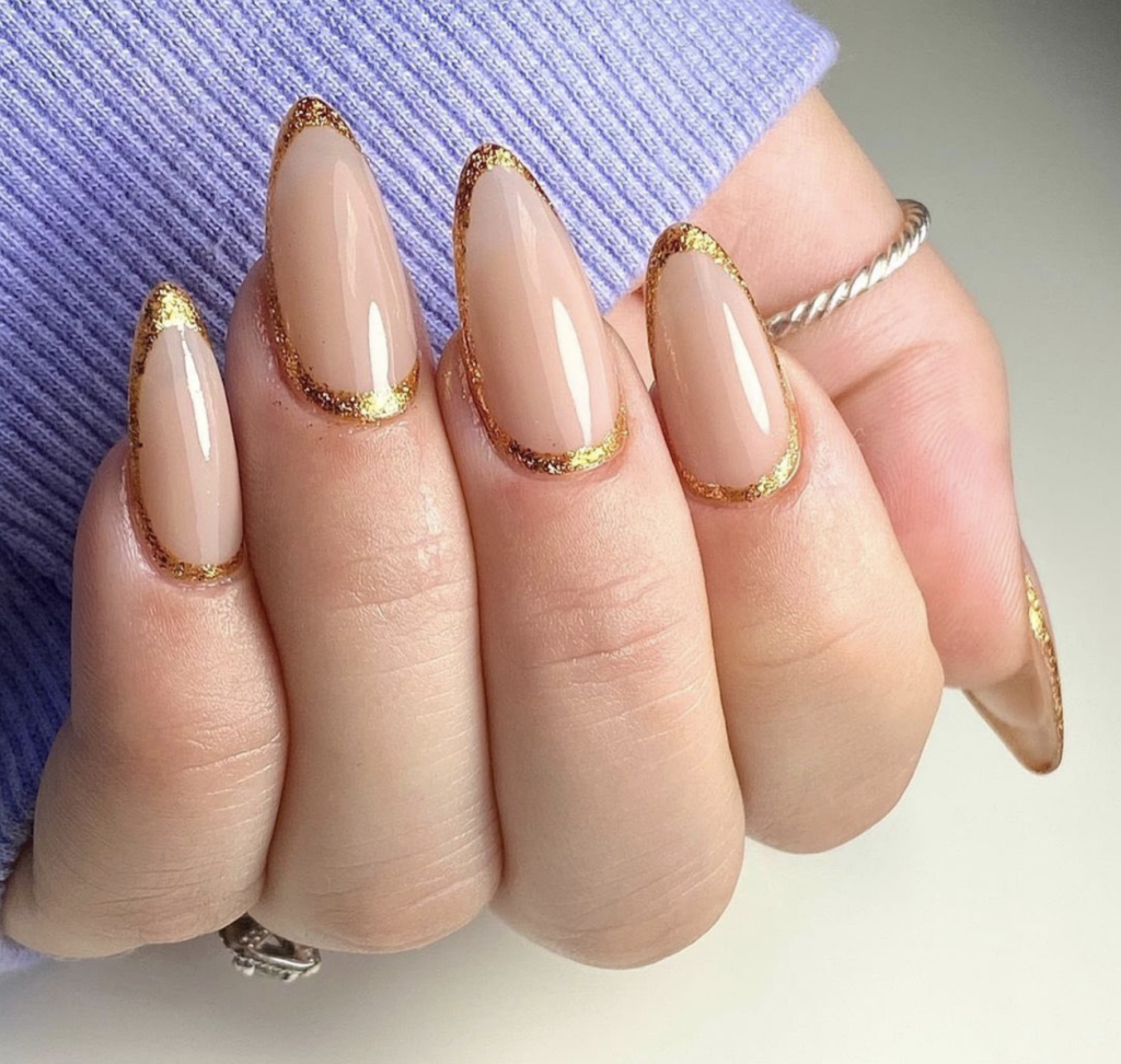 gold trim nails